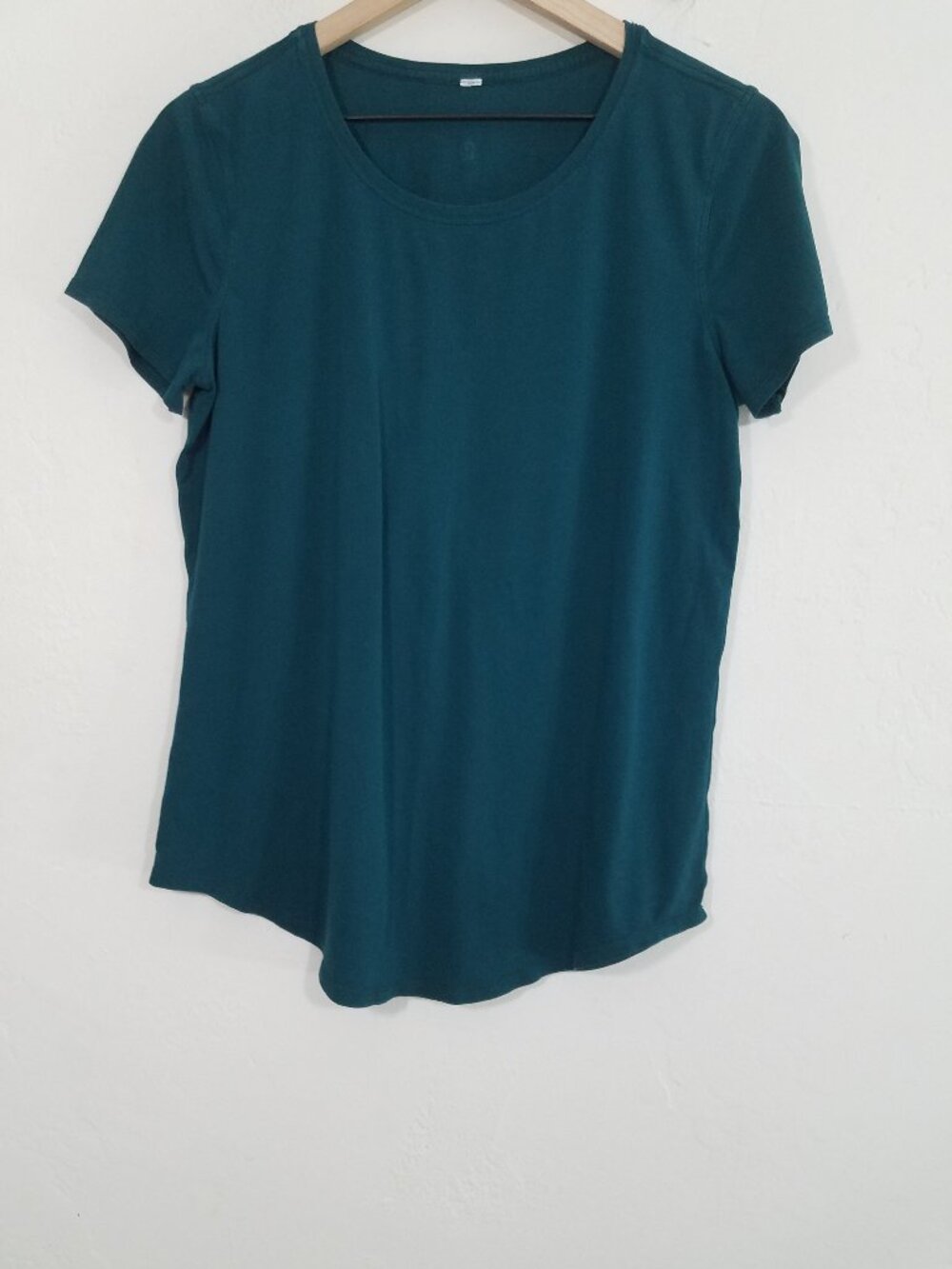 Lululemon Women's Top Shirt Green